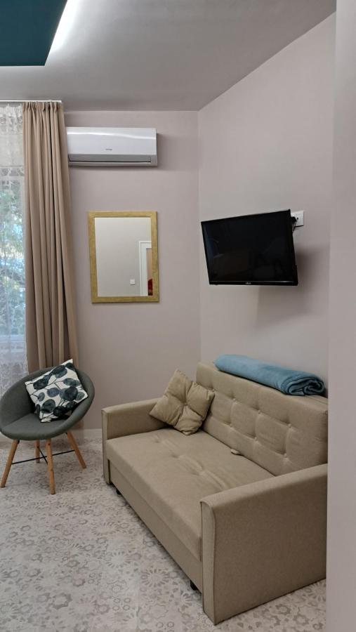 Eper Apartman Szeged Esterno foto