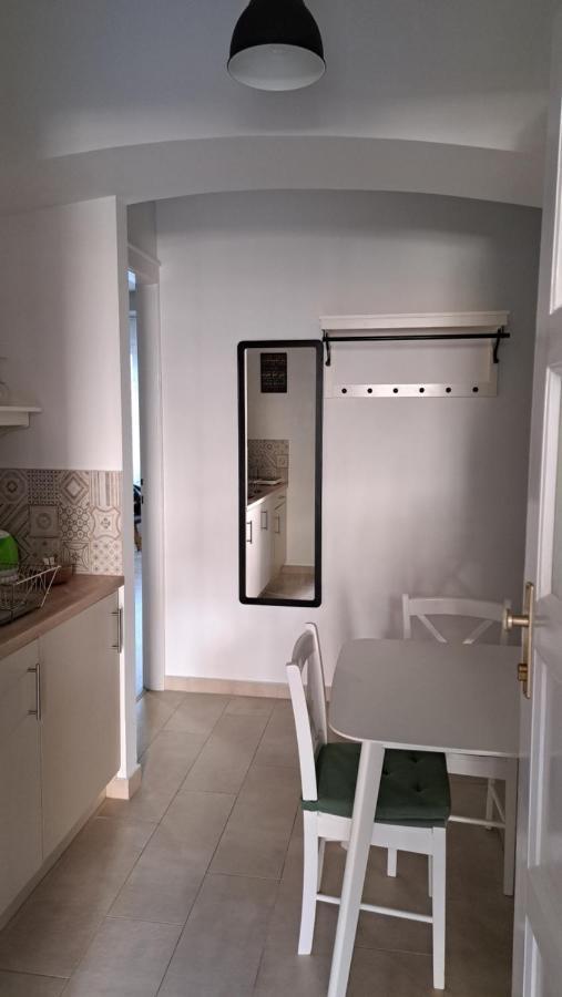 Eper Apartman Szeged Esterno foto