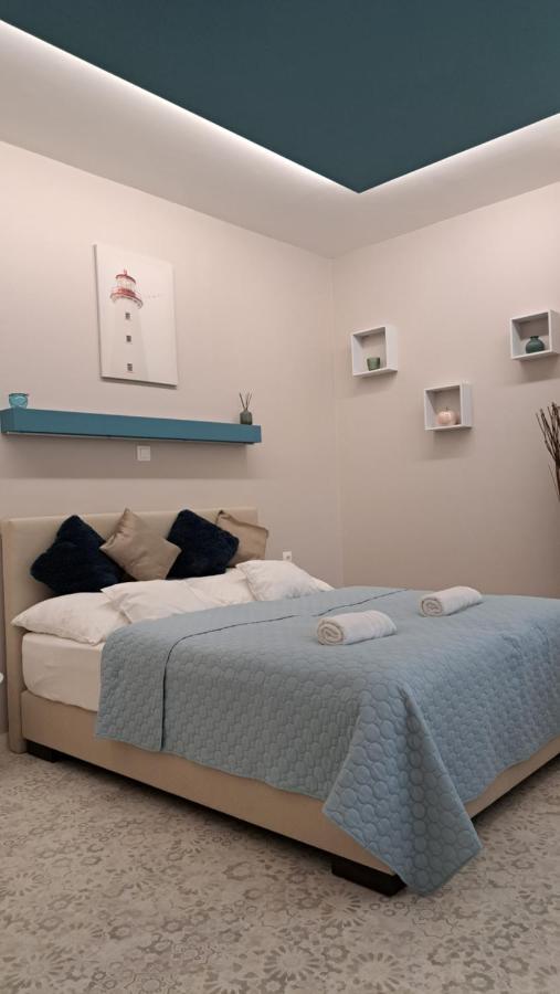 Eper Apartman Szeged Esterno foto