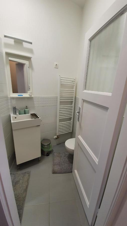 Eper Apartman Szeged Esterno foto